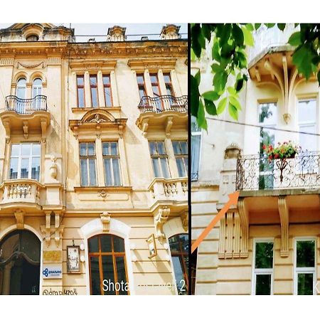 Family Apartments In Lviv Center With Balcony Dış mekan fotoğraf